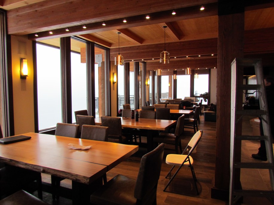 Dining area at Mica Lodge